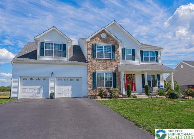 Property at 5053 Lilac Dr, North Whitehall Twp, PA 18078, 5 beds, 2.5 baths
