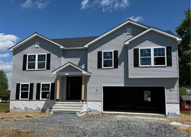 Property at 5743 Crescent Dr, North Whitehall Twp, PA 18078, 4 beds, 3 baths