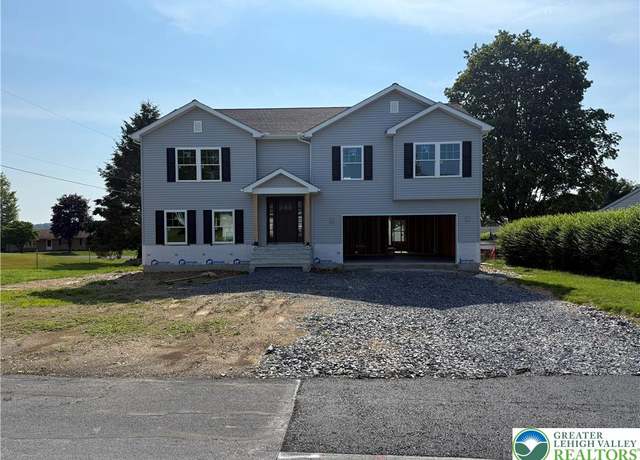 Property at 5743 Crescent Dr, North Whitehall Twp, PA 18078, 4 beds, 3 baths