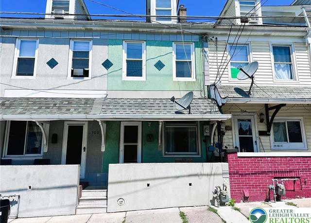 Property at 302 Church St, Catasauqua Boro, PA 18032, 3 beds, 2.5 baths