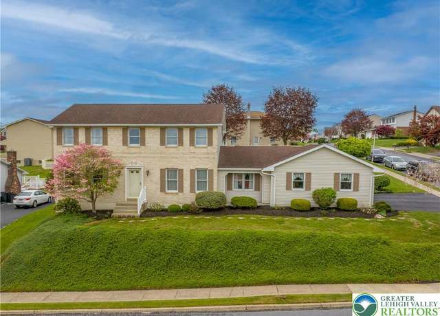 Property at 3105 Clay St, Whitehall Twp, PA 18052, 4 beds, 2.5 baths