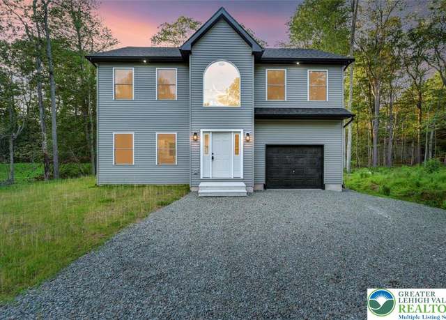 Property at 328 Lamont Way, Coolbaugh Twp, PA 18466, 4 beds, 3 baths