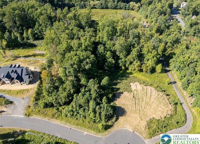 Property at Saucon Ridge Rd Unit 5310,5320, Upper Saucon Twp, PA 18036