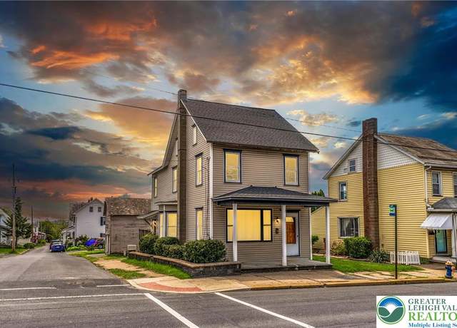 Property at 202 Pennsylvania Ave, Pen Argyl Boro, PA 18072, 3 beds, 1.5 baths