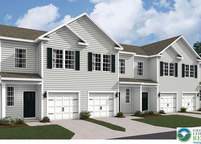 Property at 1223 Susan Cir, Upper Macungie Twp, PA 18031, 3 beds, 2.5 baths