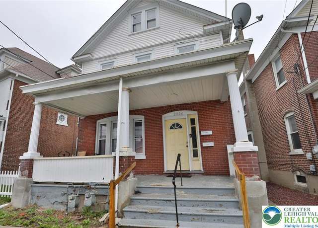 Property at 2024 Freemansburg Ave, Easton, PA 18042, 4 beds, 2 baths