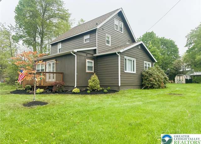 Property at 413 Old Route 940, Tunkhannock Township, PA 18350, 3 beds, 2 baths