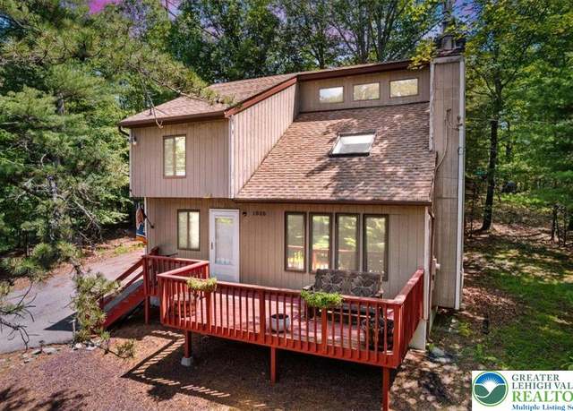 Property at 117 Manchester Dr, Lehman Twp, PA 18324, 3 beds, 2 baths