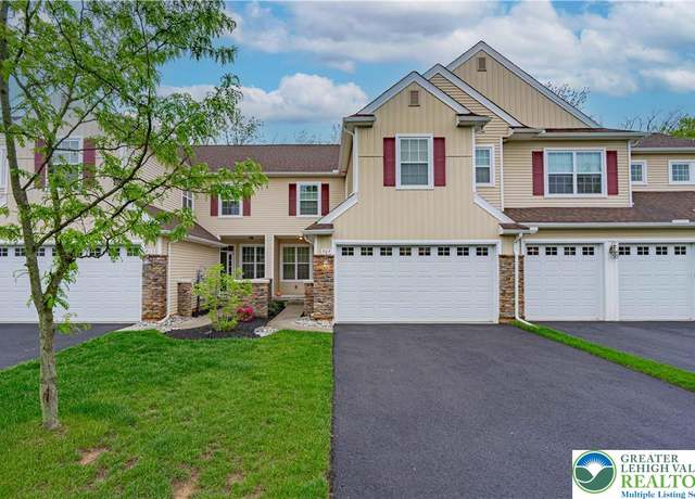 Property at 909 Iron Ln, Forks Twp, PA 18040, 3 beds, 2.5 baths