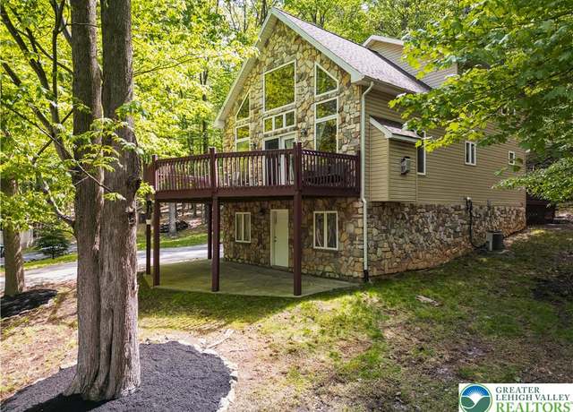 Property at 79 Muskegon Cir, Luzerne, PA 18202, 3 beds, 2.5 baths