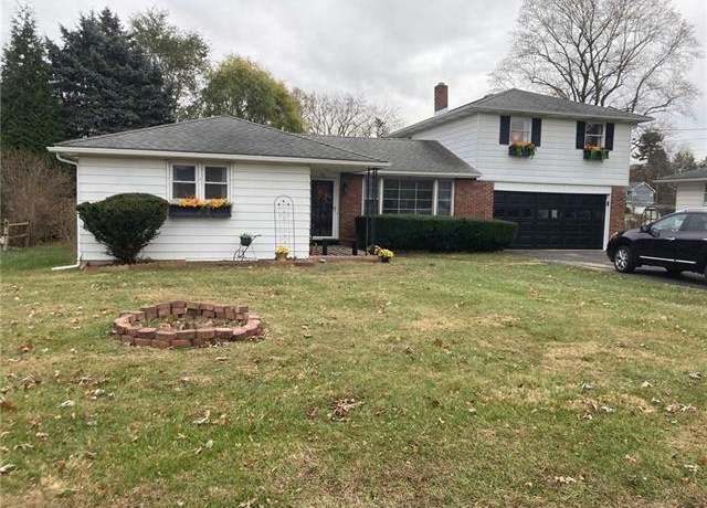 Property at 709 Whitney Ave, Palmer Twp, PA 18045-5145, 5 beds, 2.5 baths