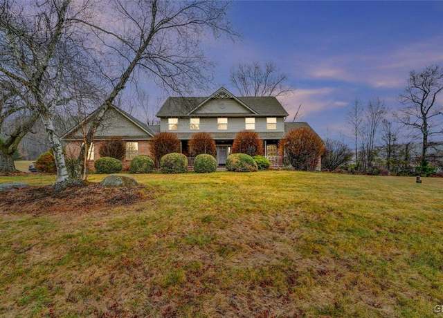 Property at 2227 Barney Ln, Chestnuthill Twp, PA 18330, 4 beds, 3.5 baths