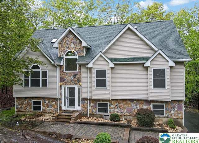 Property at 2330 Burntwood Dr, East Stroudsburg, PA 18301, 4 beds, 3 baths