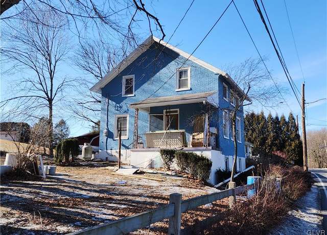 Property at 5456 2nd St, Whitehall Twp, PA 18052, 2 beds, 1 bath