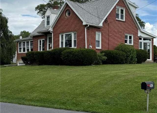Property at 562 Georgetown Rd, Lower Nazareth Twp, PA 18064, 4 beds, 2 baths