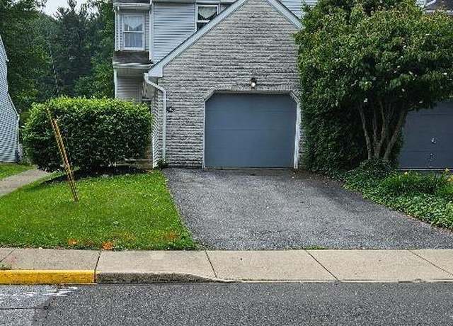 Property at 402 Fairview St, Emmaus Boro, PA 18049, 2 beds, 2.5 baths