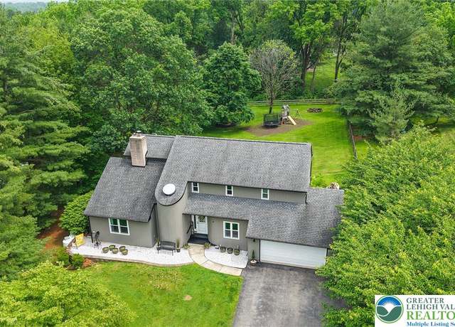 Property at 1925 Peach Tree Ln, Lower Saucon Twp, PA 18015, 6 beds, 3.5 baths