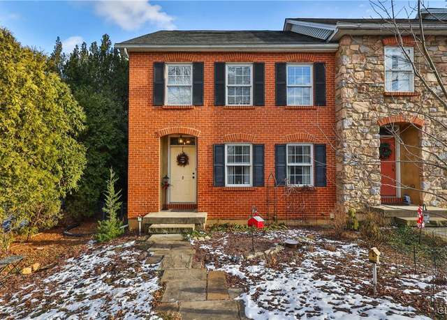 Property at 102 Garden Ct, Emmaus Boro, PA 18049, 3 beds, 2.5 baths