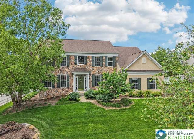 Property at 6632 Arbordeau Ln, Lower Macungie Twp, PA 18062, 4 beds, 2.5 baths