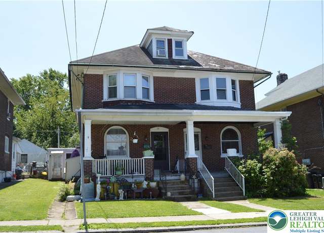 Property at 114 W Lincoln St, Easton, PA 18042, 4 beds, 1.5 baths