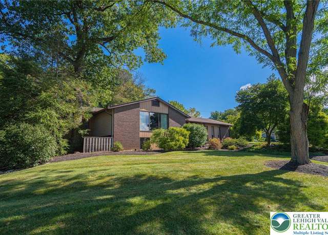 Property at 4337 Rosewood Ln, Lower Macungie Twp, PA 18103, 3 beds, 2.5 baths