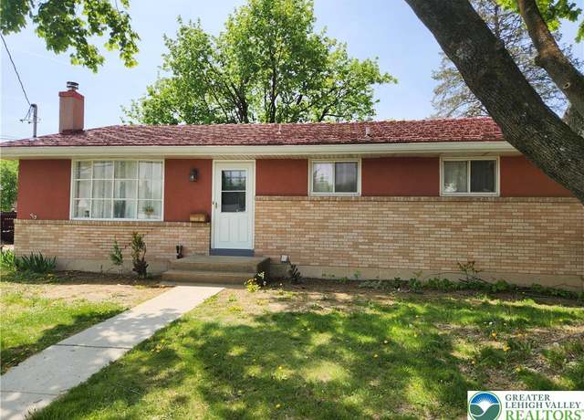 Property at 518 E Main St, Bath Borough, PA 18014, 3 beds, 1 bath