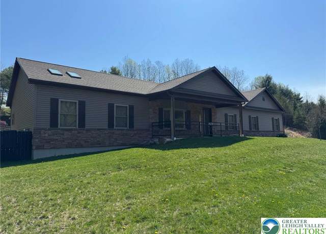 Property at 1925 Forest Inn Rd, Towamensing Twp, PA 18071, 3 beds, 2 baths