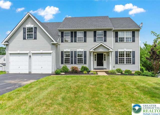 Property at 6841 Stone Croft Cir, Macungie Boro, PA 18062, 5 beds, 3.5 baths