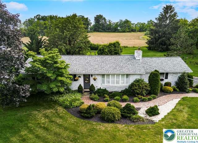 Property at 5060 Chapmans Rd, Allentown City, PA 18104, 3 beds, 2 baths
