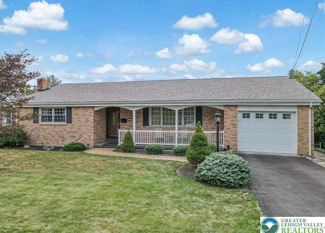 Property at 947 Coal St, Lehighton Boro, PA 18235, 3 beds, 1.5 baths