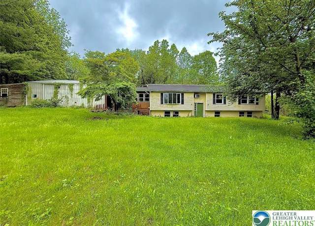 Property at 255 Berger Rd, Easton, PA 18042, 4 beds, 3 baths