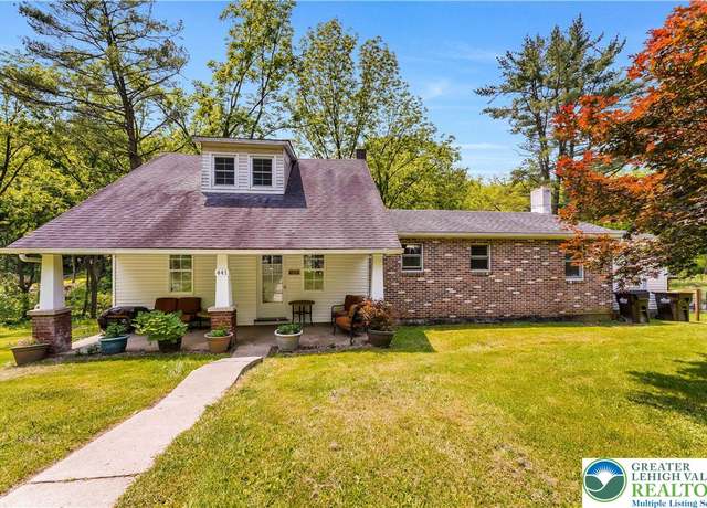 Property at 441 Knauss Rd, Bushkill Twp, PA 18064, 3 beds, 2 baths