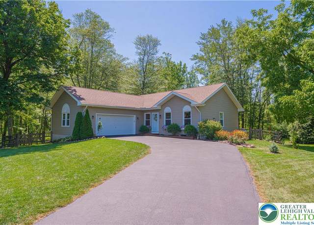 Property at 6732 Adams Way, Upper Saucon Twp, PA 18036, 4 beds, 3 baths