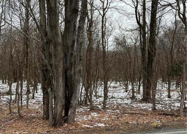 Property at 767 Hidden Lake Dr, East Stroudsburg, PA 18302