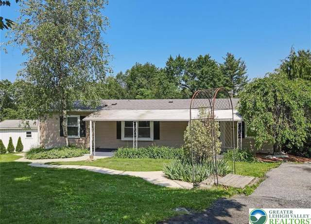 Property at 178 Long Run Rd, Franklin Twp, PA 18235, 4 beds, 2 baths