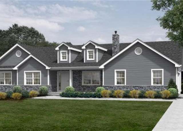Property at 105 Winter Ct, Tobyhanna Twp, PA 18346, 3 beds, 2 baths