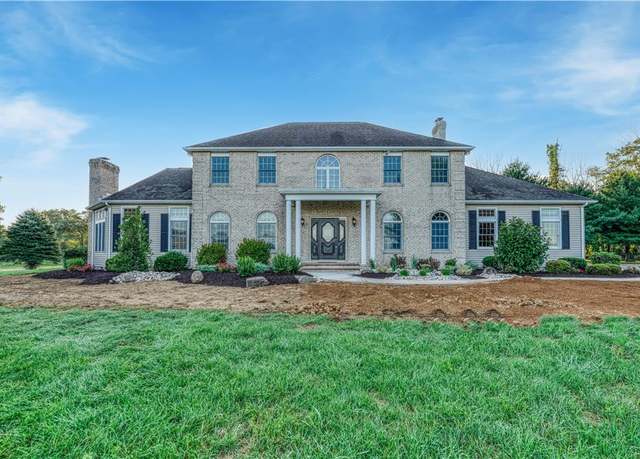 Property at 1490 Church Rd, Bushkill Twp, PA 18091, 4 beds, 2.5 baths