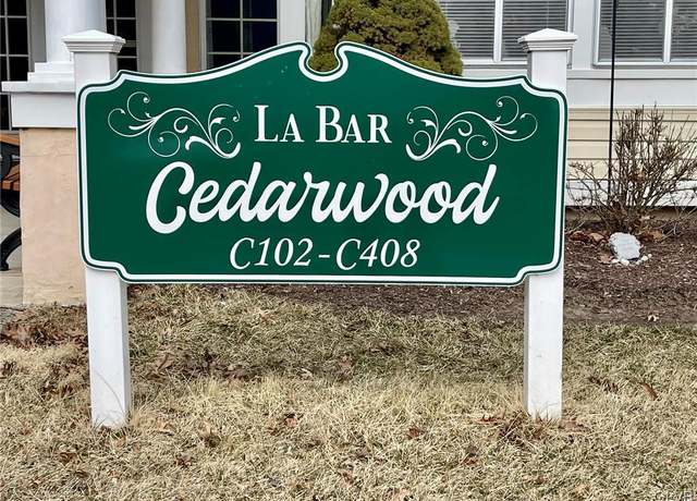 Property at 3 Village Cir #407, Stroudsburg, PA 18360, 2 beds, 2 baths