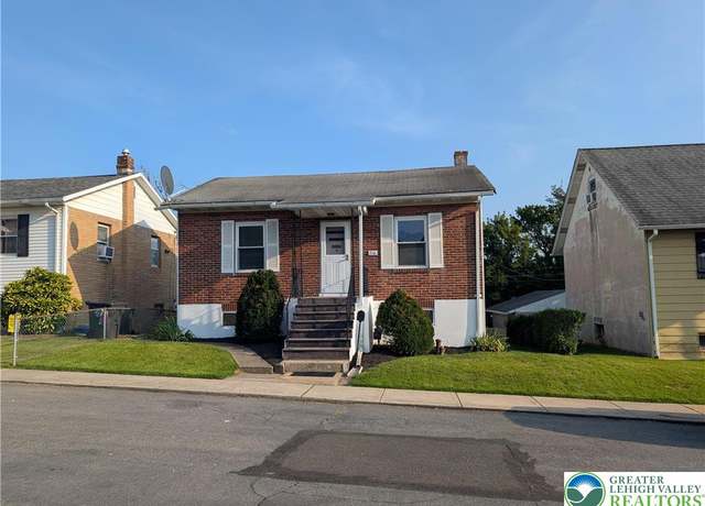 Property at 716 E Barner St, Salisbury Twp, PA 18103, 2 beds, 1.5 baths