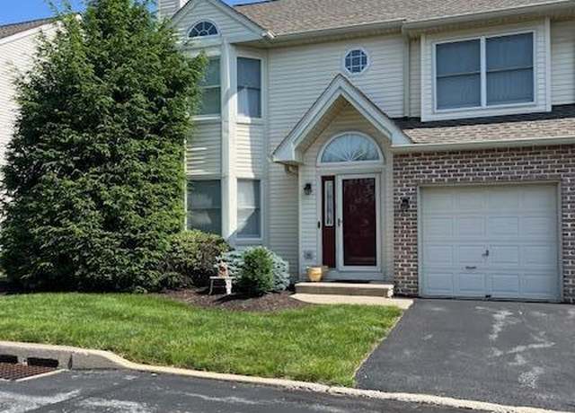 Property at 255 Ridings Cir, Macungie Boro, PA 18062, 3 beds, 2.5 baths