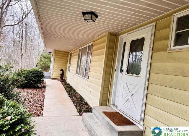 Property at 71 Dogwood Dr, Penn Forest Twp, PA 18229, 4 beds, 2.5 baths