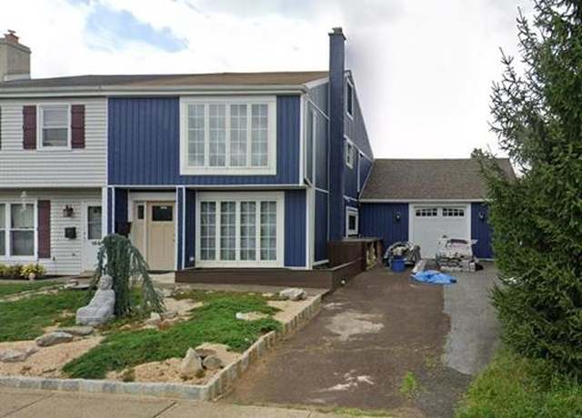 Property at 1643 Zimpfer Ln, Hellertown Borough, PA 18055-1155, 3 beds, 2.5 baths