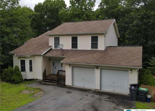 Property at 133 Summerton Cir, Stroud Twp, PA 18301, 3 beds, 2 baths