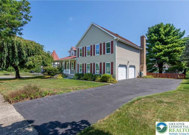 Property at 5133 Meadow Ln, Macungie Boro, PA 18062, 4 beds, 2.5 baths