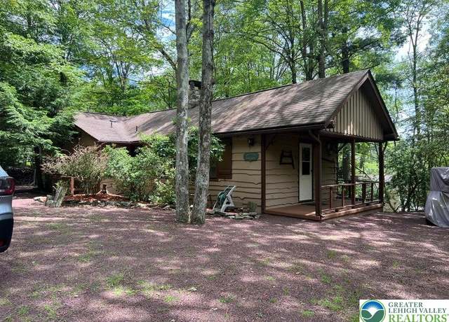 Property at 40 Crest Dr, Kidder Twp S, PA 18624, 1 bed, 1.5 baths