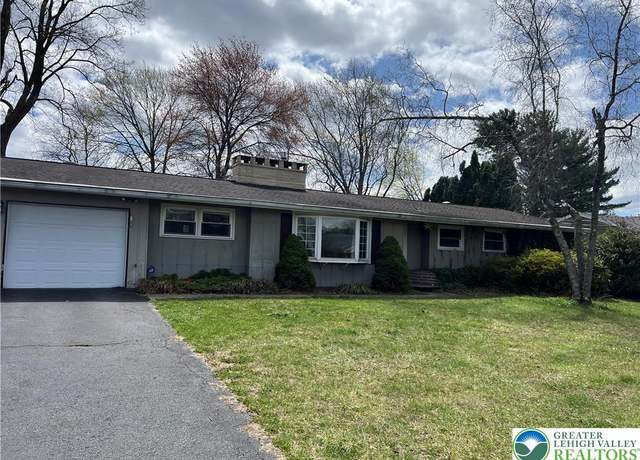 Property at 3306 Oakland Rd, Bethlehem City, PA 18020, 3 beds, 3 baths