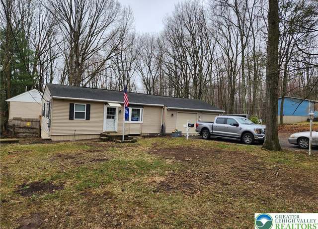 Property at 9081 Sherwood Dr, Polk Twp, PA 18058, 2 beds, 1 bath