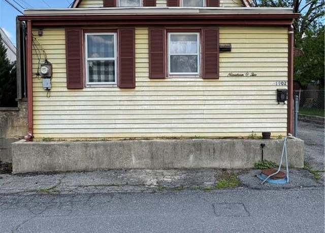 Property at 1902 Ritter St, Bethlehem City, PA 18018, 2 beds, 1 bath