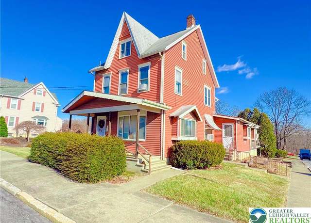 Property at 2203 Siegfried Ave, Northampton Boro, PA 18067, 3 beds, 2 baths