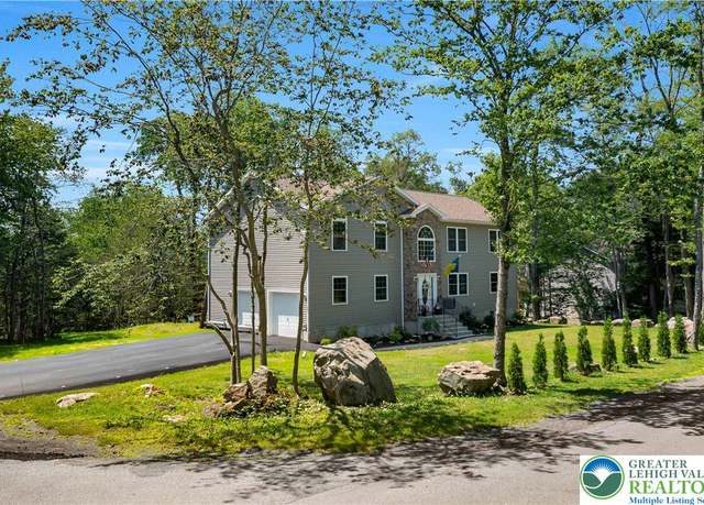 Property at 1204 Chandus Way, Coolbaugh Twp, PA 18466, 4 beds, 2.5 baths